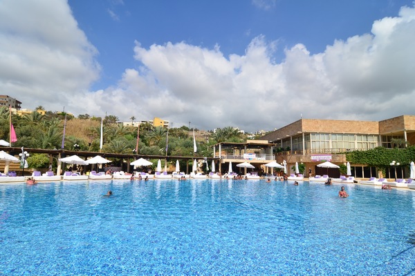 Sunday At Edde Sands